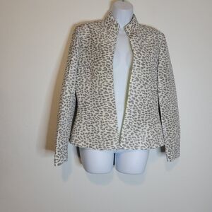 Flores & flores size 10 silk animal print crinkle blazer. Small flaw